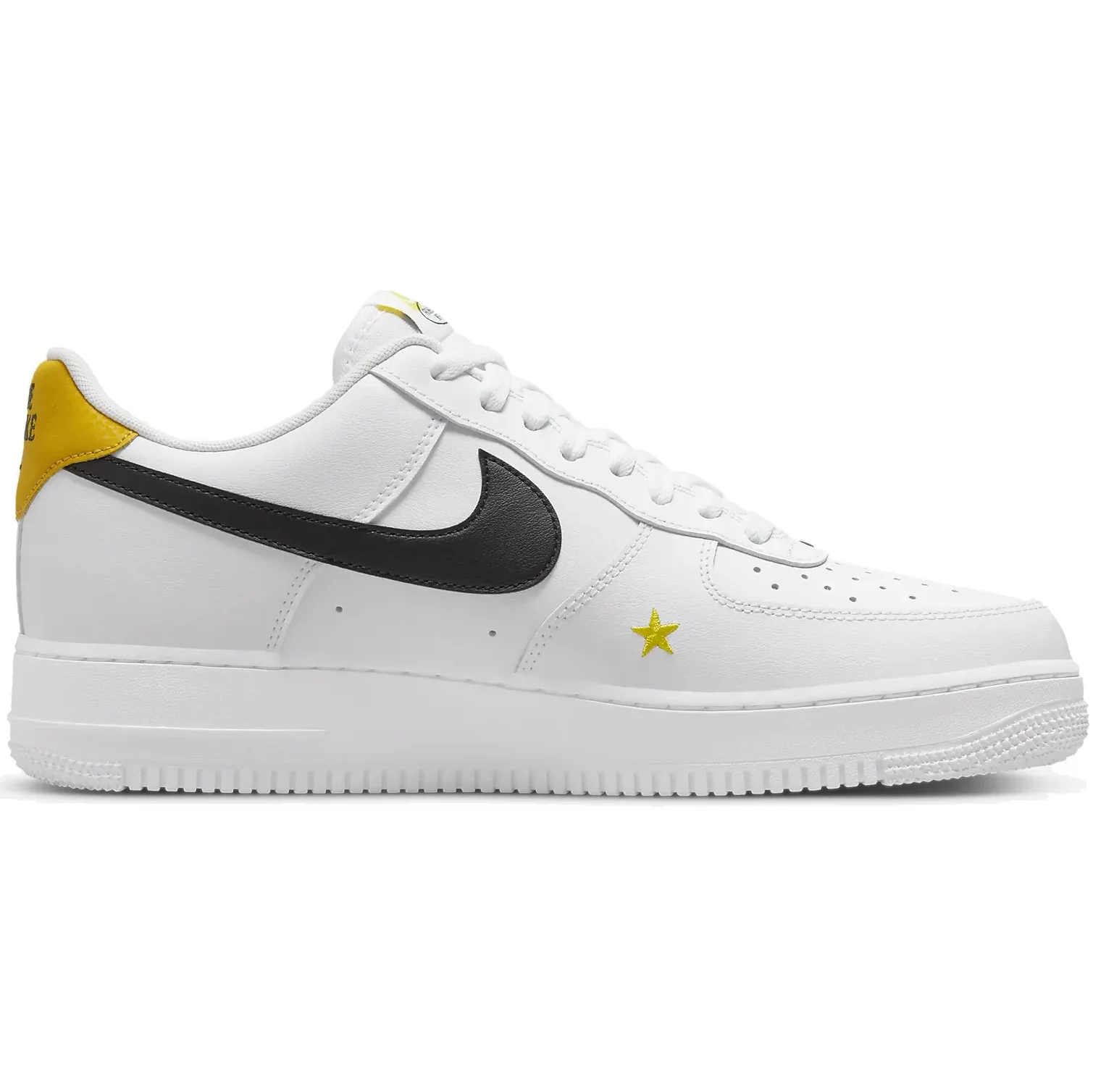 

Кеды мужские Nike AIR FORCE 1 '07 LV8 белые 44 EU, Белый, AIR FORCE 1 '07 LV8