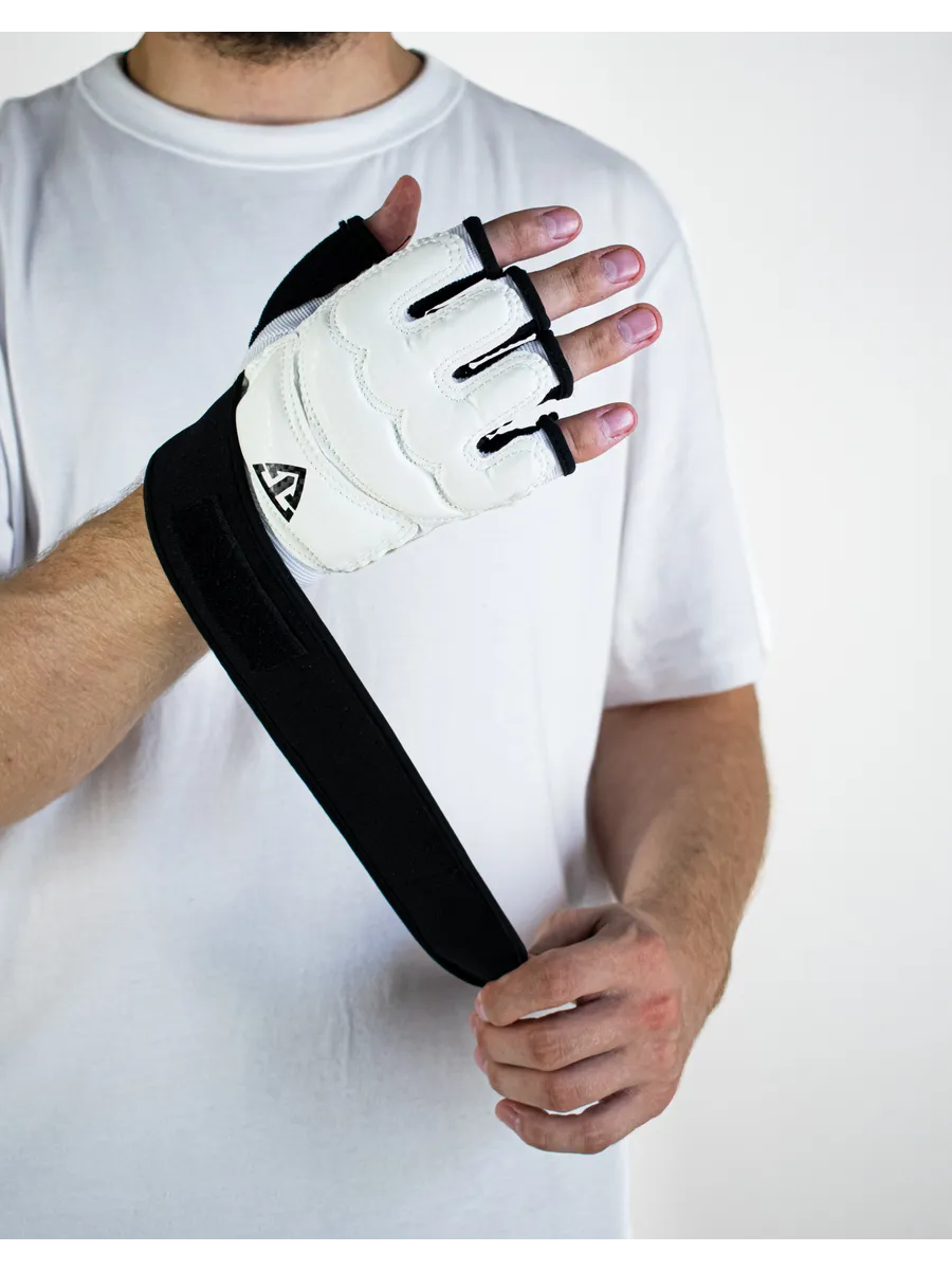 Перчатки для каратэ TIGERSHOP Киокуcинкай L