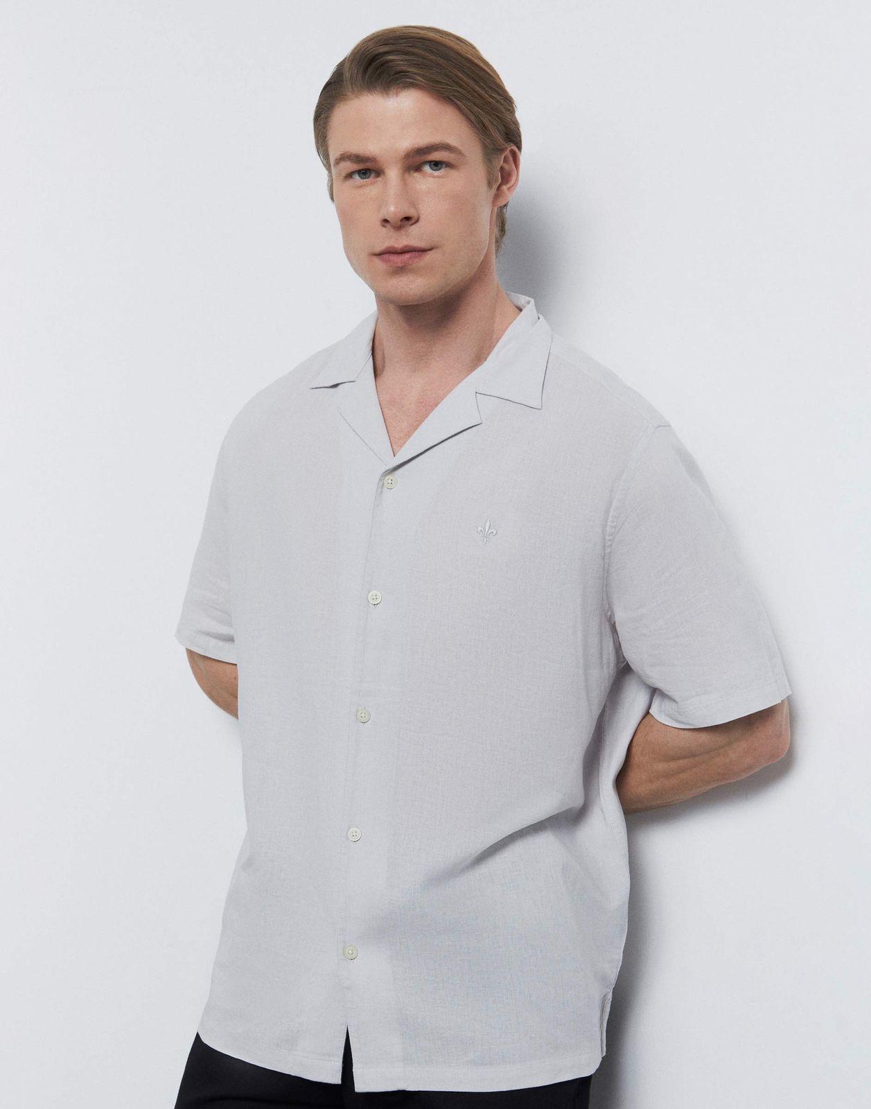 Рубашка мужская Gloria Jeans BWT001523 светло-серый S/182