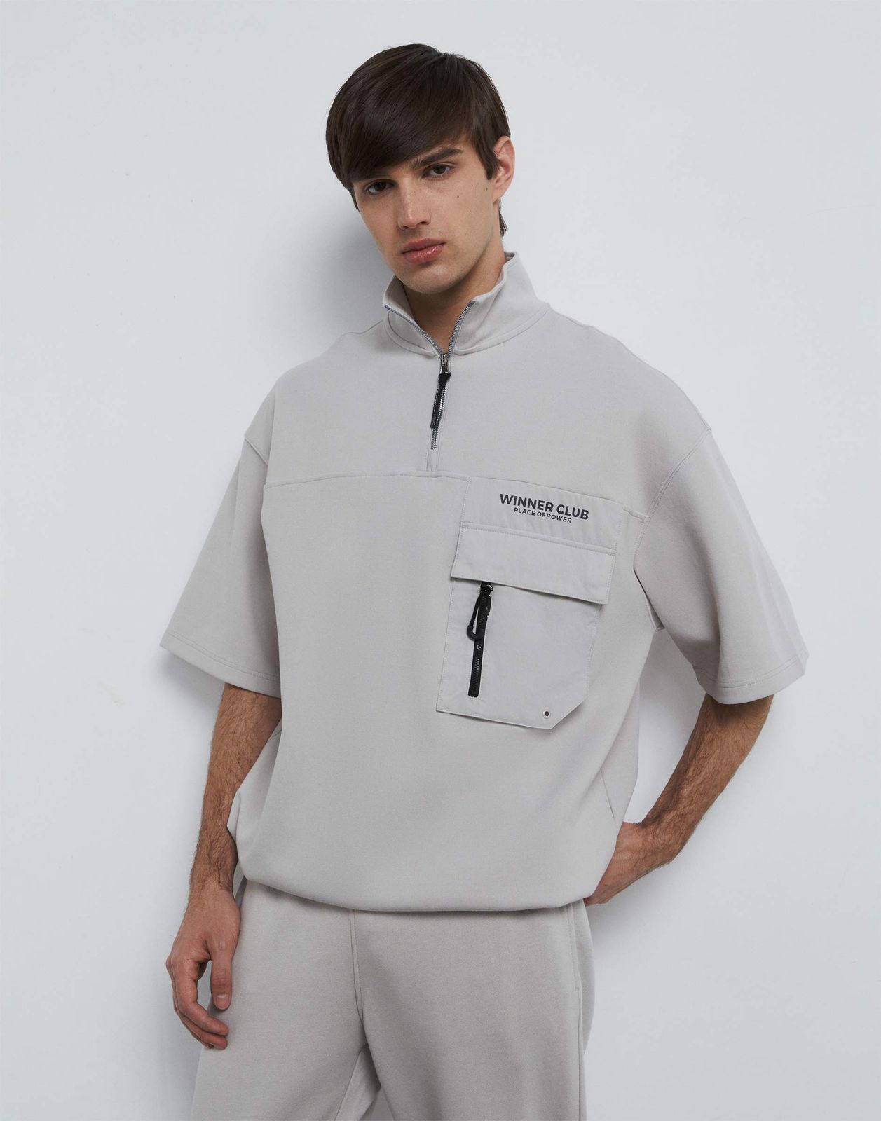 

Футболка мужская Gloria Jeans BAC012968 светло-серый M/182, BAC012968