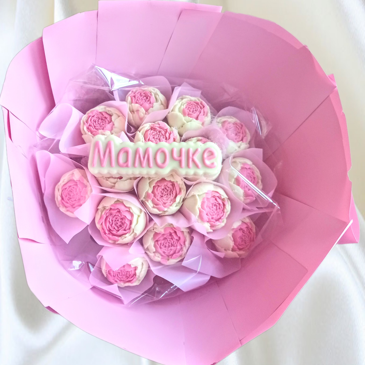 

Шоколадный букет пионов Мамочке ShokoTrendy, 600 г, Шоколадные пионы букет