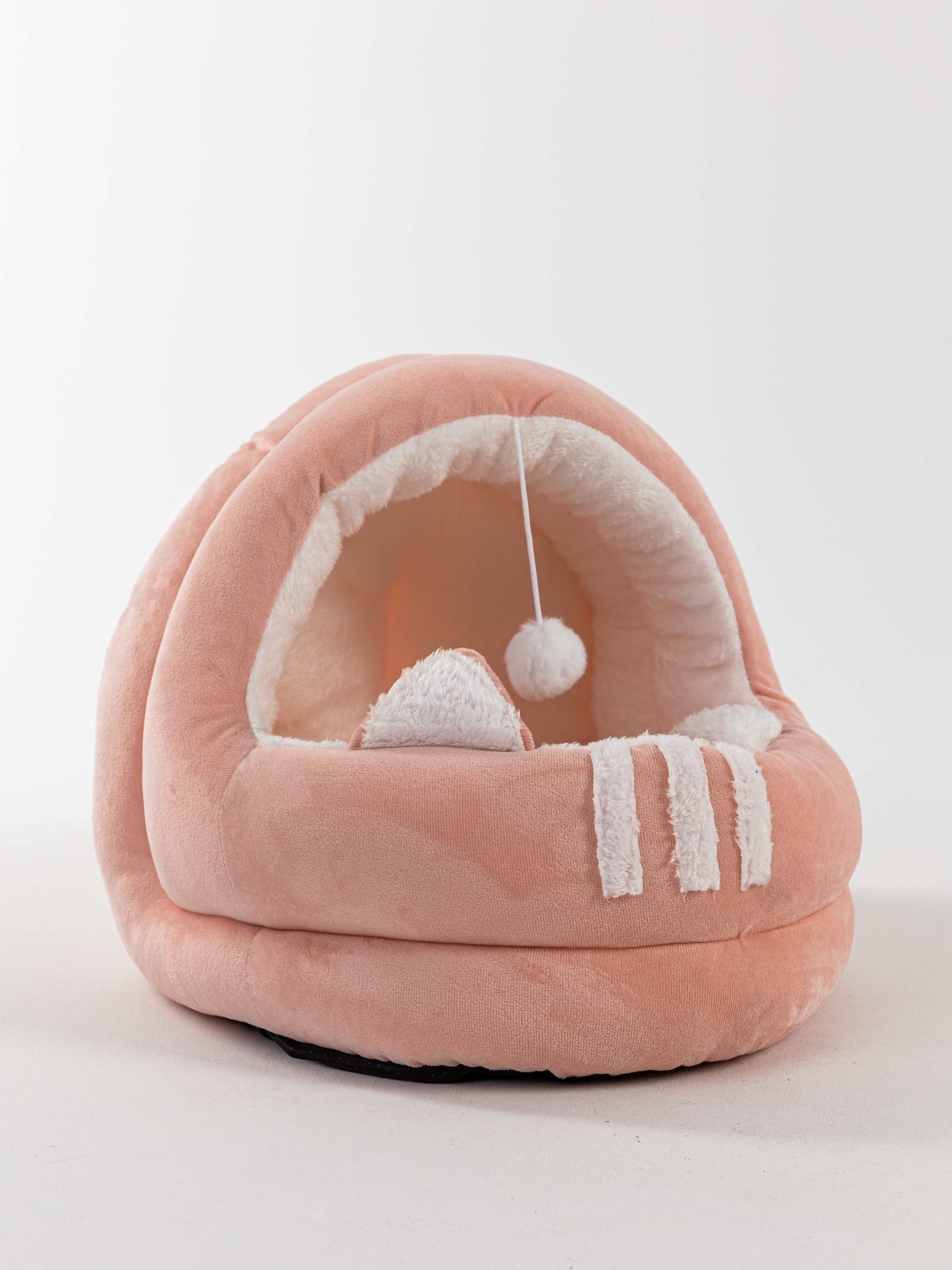 

Домик-лежанка для кошек и собак Family Pet, с игрушкой, L, 50х50х42см, розовый