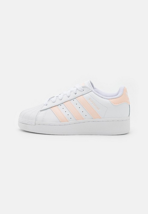 

Кеды женские Adidas Originals Superstar Xlg белые 41 1/3 EU (доставка из-за рубежа), Белый, Superstar Xlg