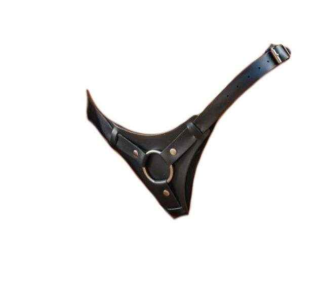 Черные трусики с кольцом для насадок