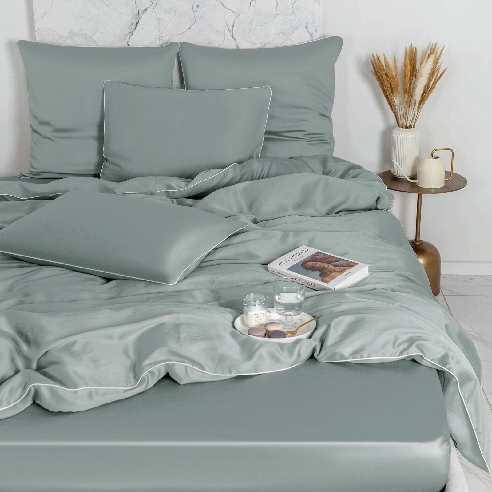 

Постельное белье Soft Box Пыльная бирюза 2-спальное тенсель простыня на резинке 160х200, RST-KPB-160-70