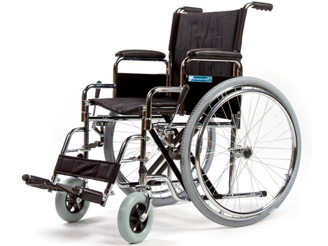 Купить Кресло-коляска инвалидная с принадлежностями LY-250 шир.сид 45 см пневмо, Titan Deutschland Gmbh