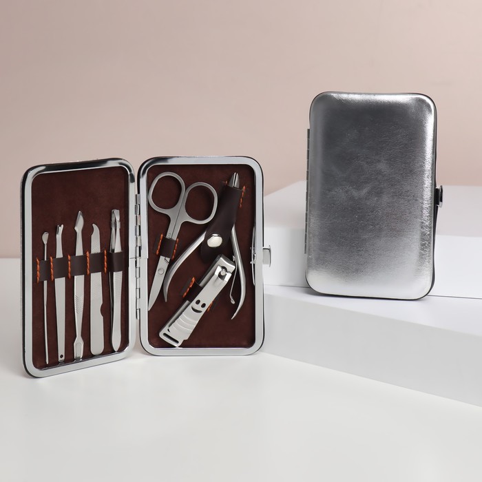 

УЦЕНКА Набор маникюрный, 8 предметов, в футляре, цвет серебристый, Metallic