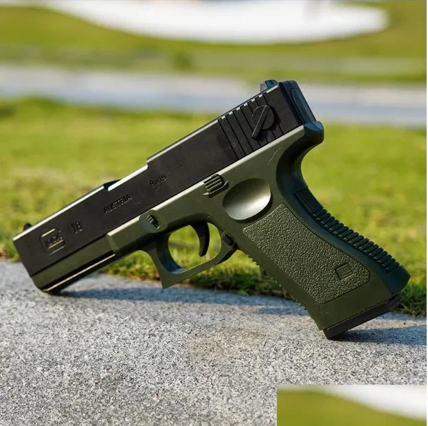 Игрушечный пистолет MATRЁSHKA GLok 18 с мягкими пулями, зеленый