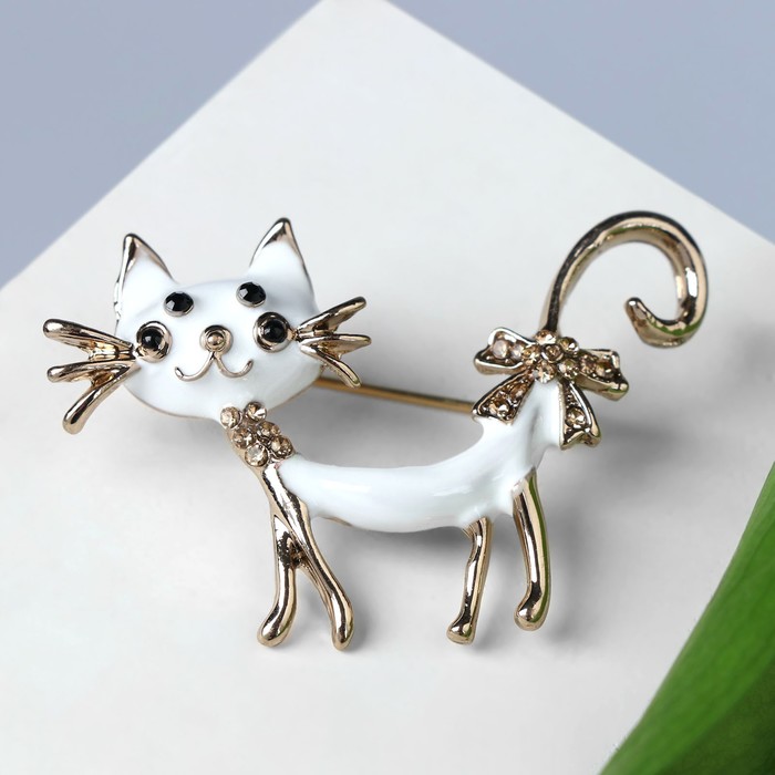 

Брошь Кошка кокетливая с бантом, цвет белый в кофейном золоте, 7624556