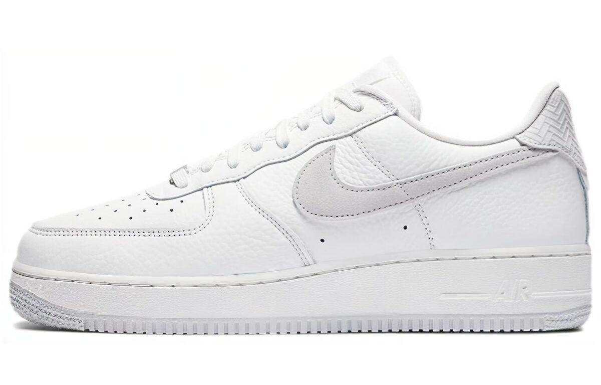 

Кеды унисекс Nike Air Force 1 07 Craft белые 44.5 EU, Белый, Air Force 1 07 Craft