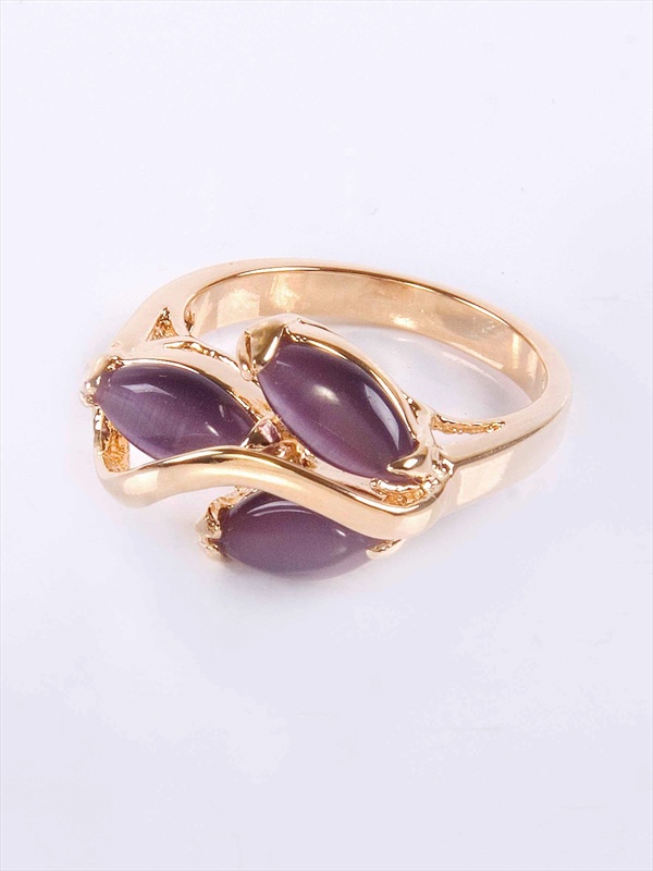 

Кольцо из бижутерного сплава р.19 Lotus Jewelry 242R-20CA-violet, кошачий глаз, 242R-20CA-violet