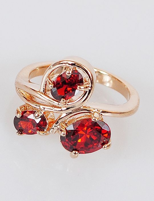 

Кольцо из бижутерного сплава р. 19 Lotus Jewelry 3031R-18gn, гранат, 3031R-18gn