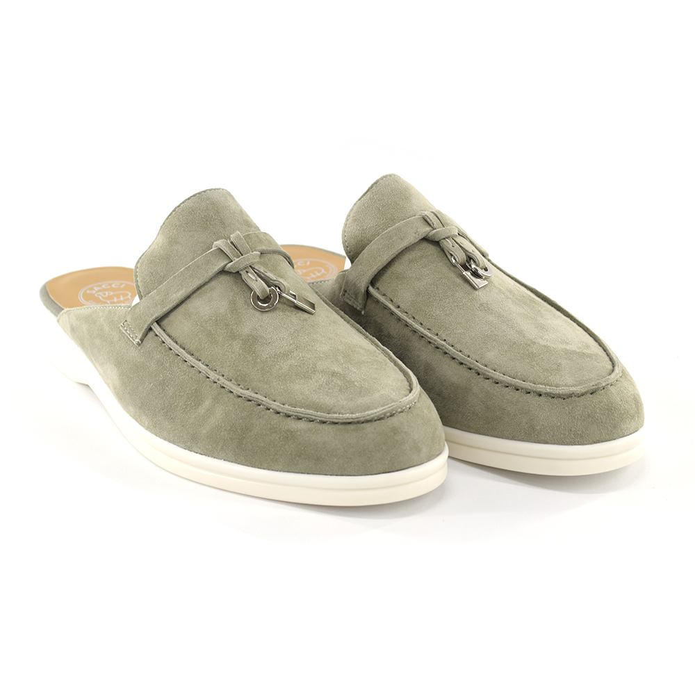 

Шлепанцы женские Sacci Charms Walk Babouche Loafers серые 37 RU, Серый, Charms Walk Babouche Loafers