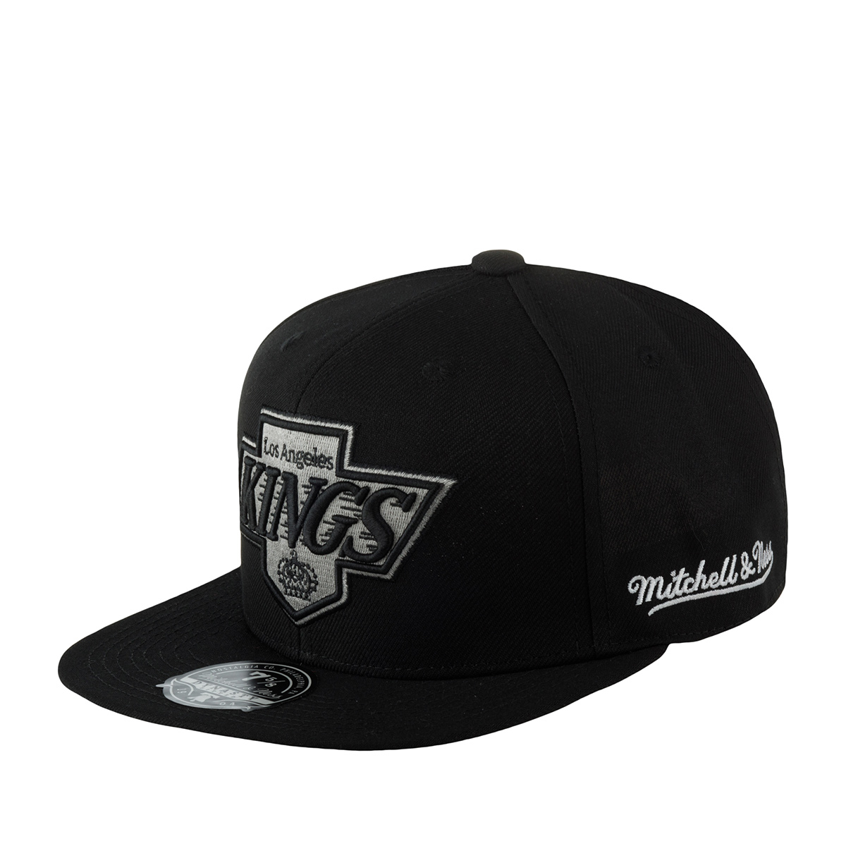 Бейсболка унисекс Mitchell & Ness 6HSFSH22084-LAKBLCK Los Angeles Kings NHL черная, р.59