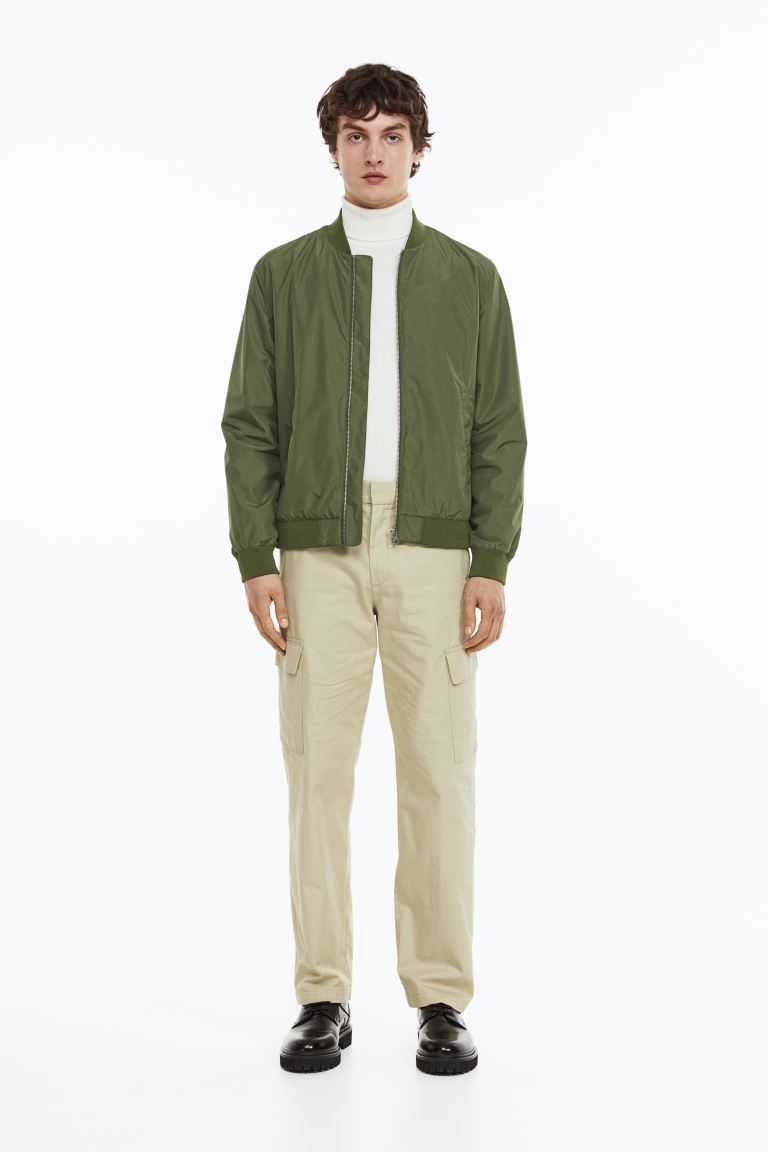 

Брюки мужские H&M 1123341001 зеленые 42 (доставка из-за рубежа), Зеленый, 1123341001