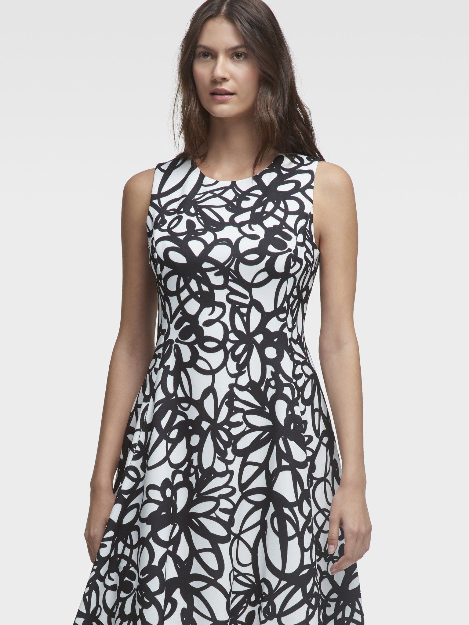 

Платье женское DKNY DD8A1449 черное 40, DD8A1449