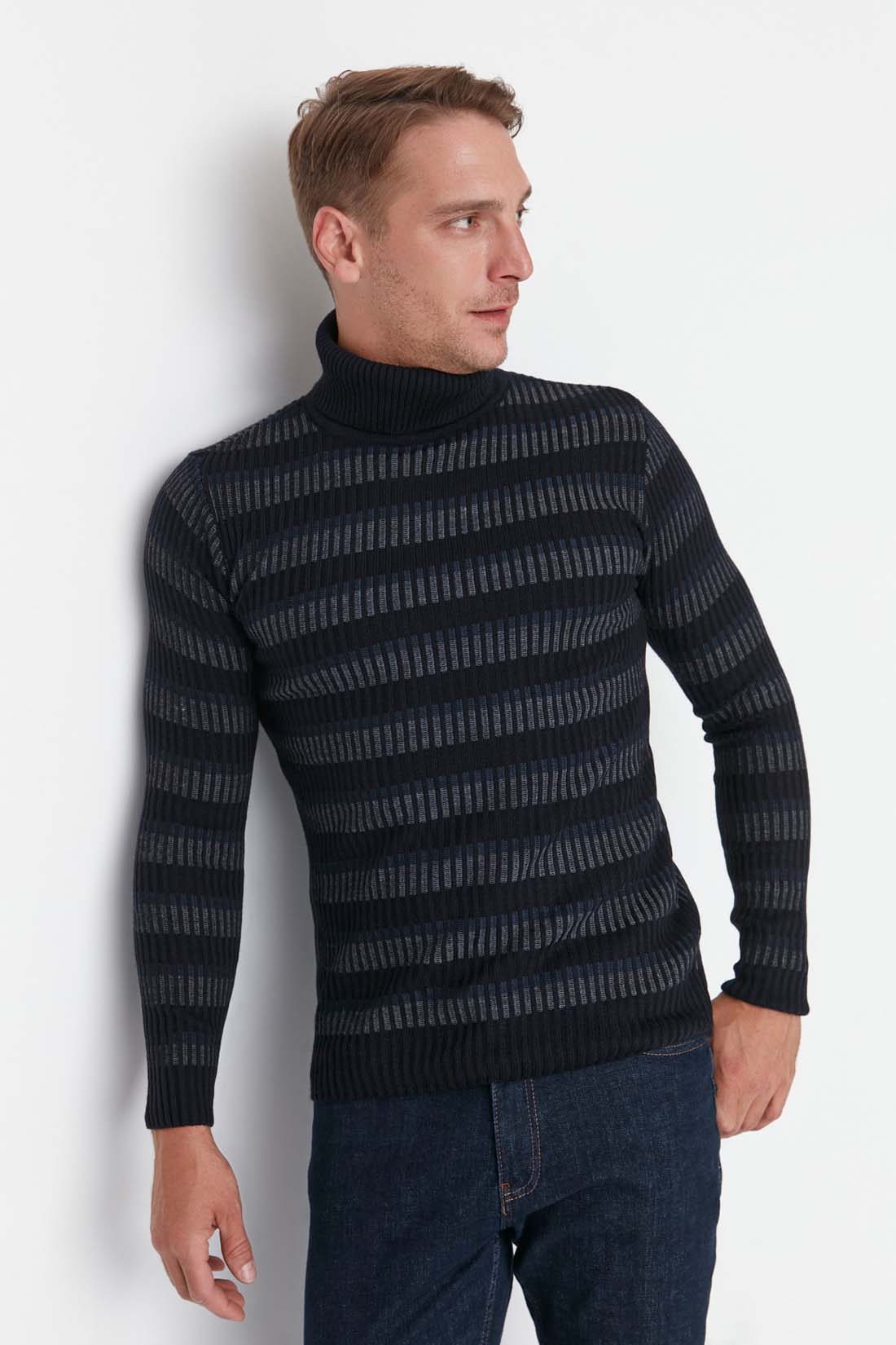 

Свитер мужской Trendyol TMNAW23KZ00179 синий M, trendyol TMNAW23KZ00179