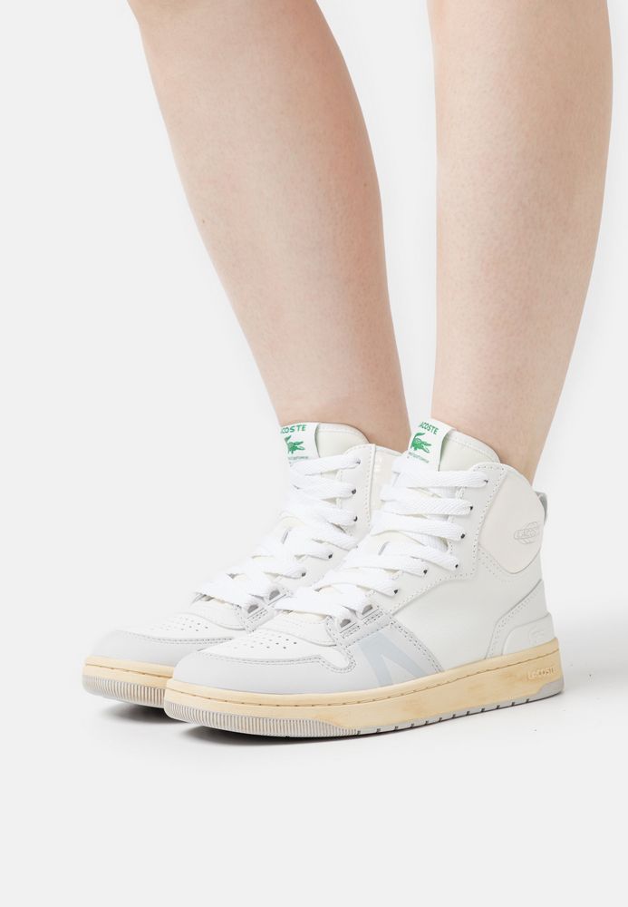 

Кеды женские Lacoste LA211A0OO белые 35.5 EU, Белый, LA211A0OO