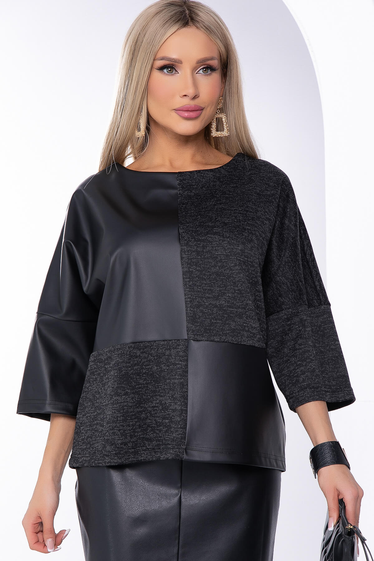 Блуза женская LT Collection комбинированный черная 52 RU