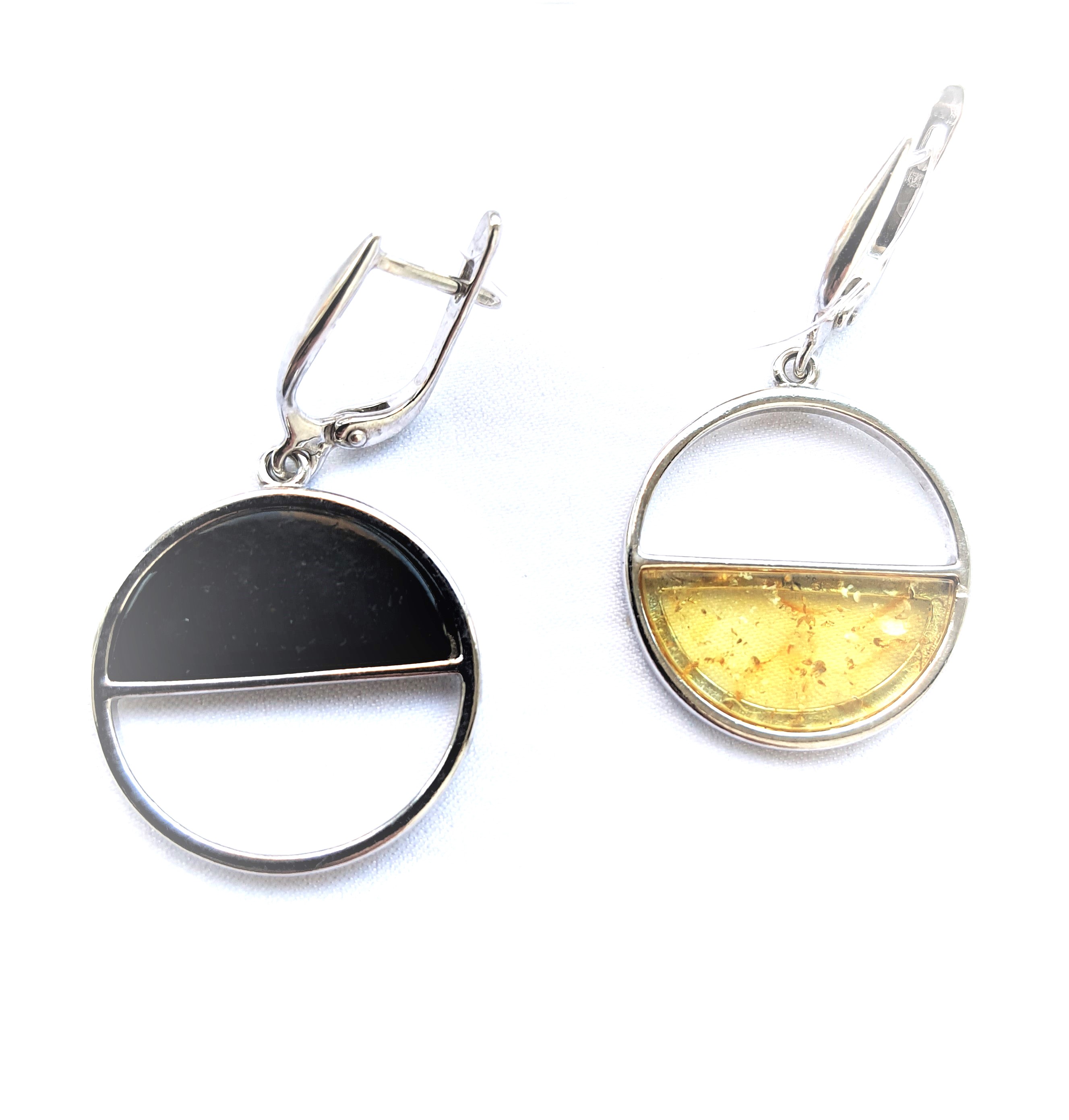 

Серьги подвески из серебра TwoZi Геометрия души, янтарь, Геометрия души