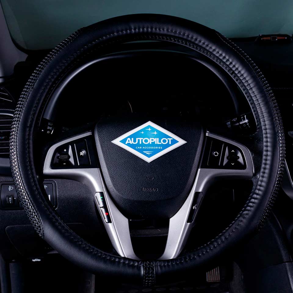 

Оплетка на руль Автопилот Honda-1039-BLW-001001 Хонда Шатл (2019-2024), Черный