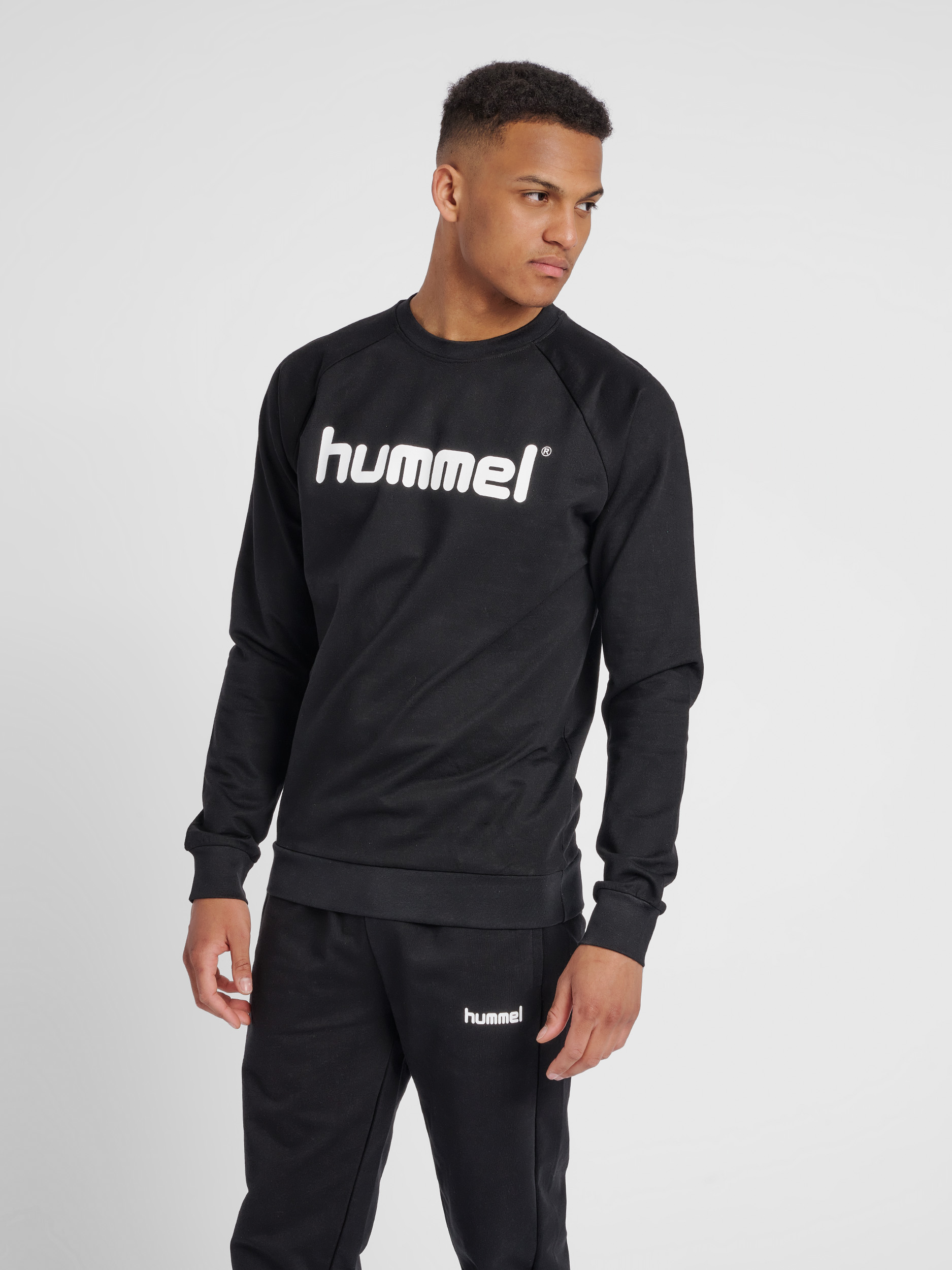 Свитшот мужской Hummel 203515 черный 2XL