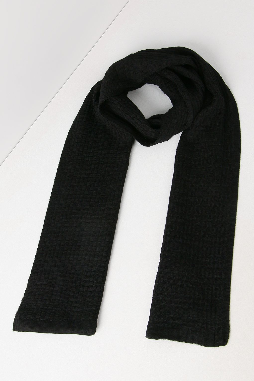 

Шарф мужской Pierre Cardin 9680, черный, 9680