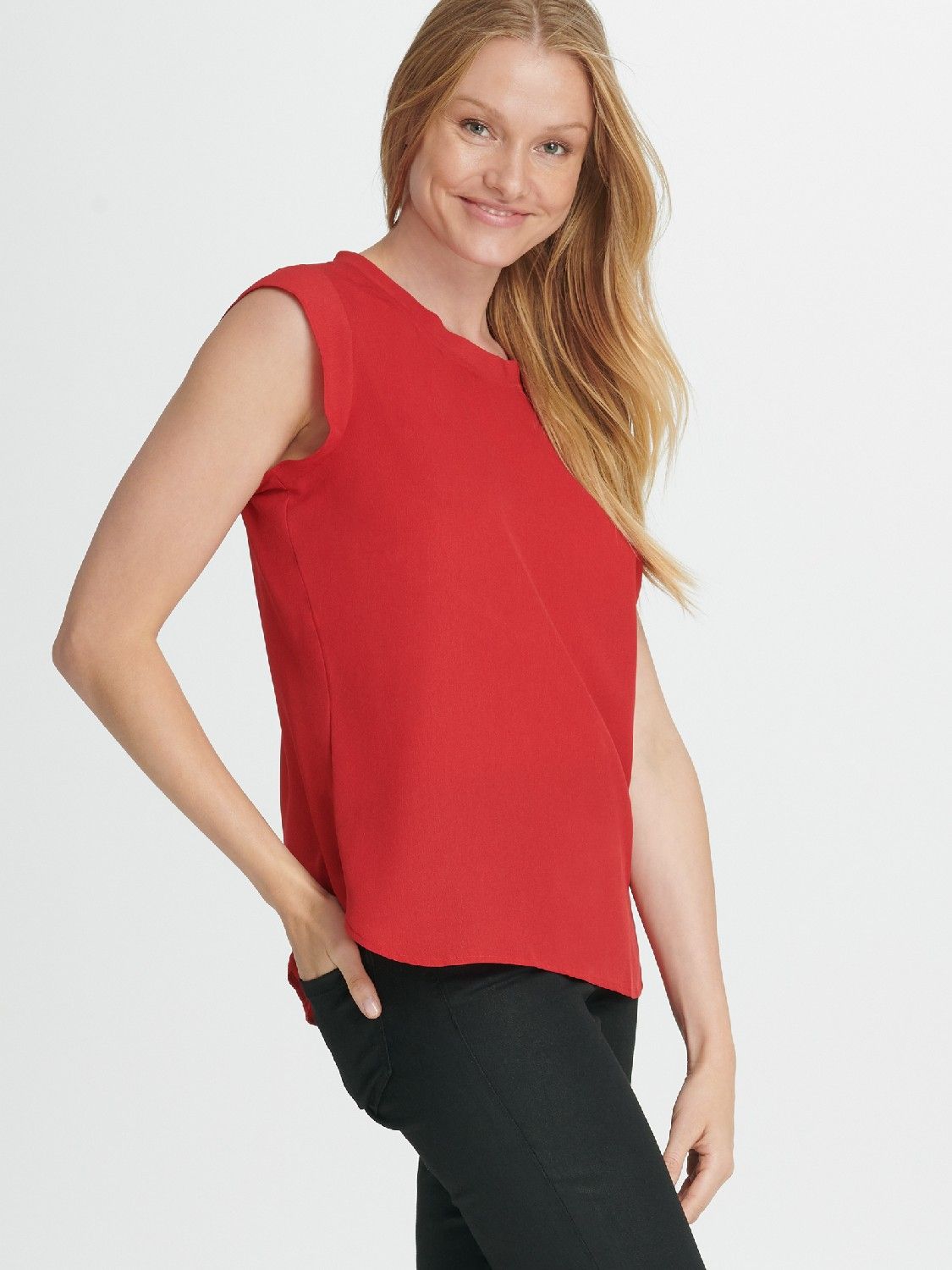 

Блуза женская DKNY P9JA6BWB/HX4XS красная XS, P9JA6BWB
