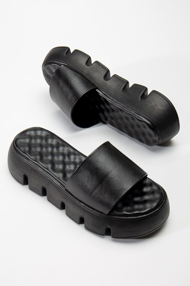 

Шлепанцы женские Lio Shoes LioS-KALINTABANTERLİK черные 38 EU (доставка из-за рубежа), LioS-KALINTABANTERLİK