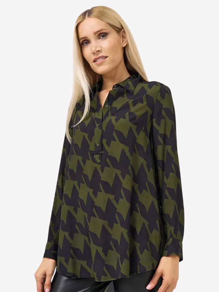 Блуза женская CATNOIR 2150-10 зеленая 38 EU