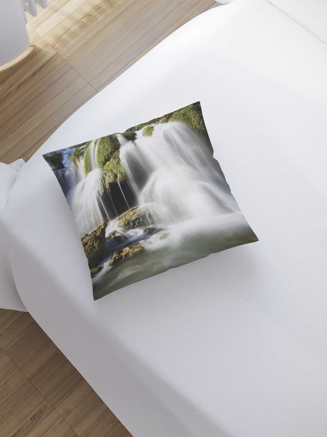 фото Наволочка декоративная joyarty "пушистый водопад" на молнии, 45x45 см