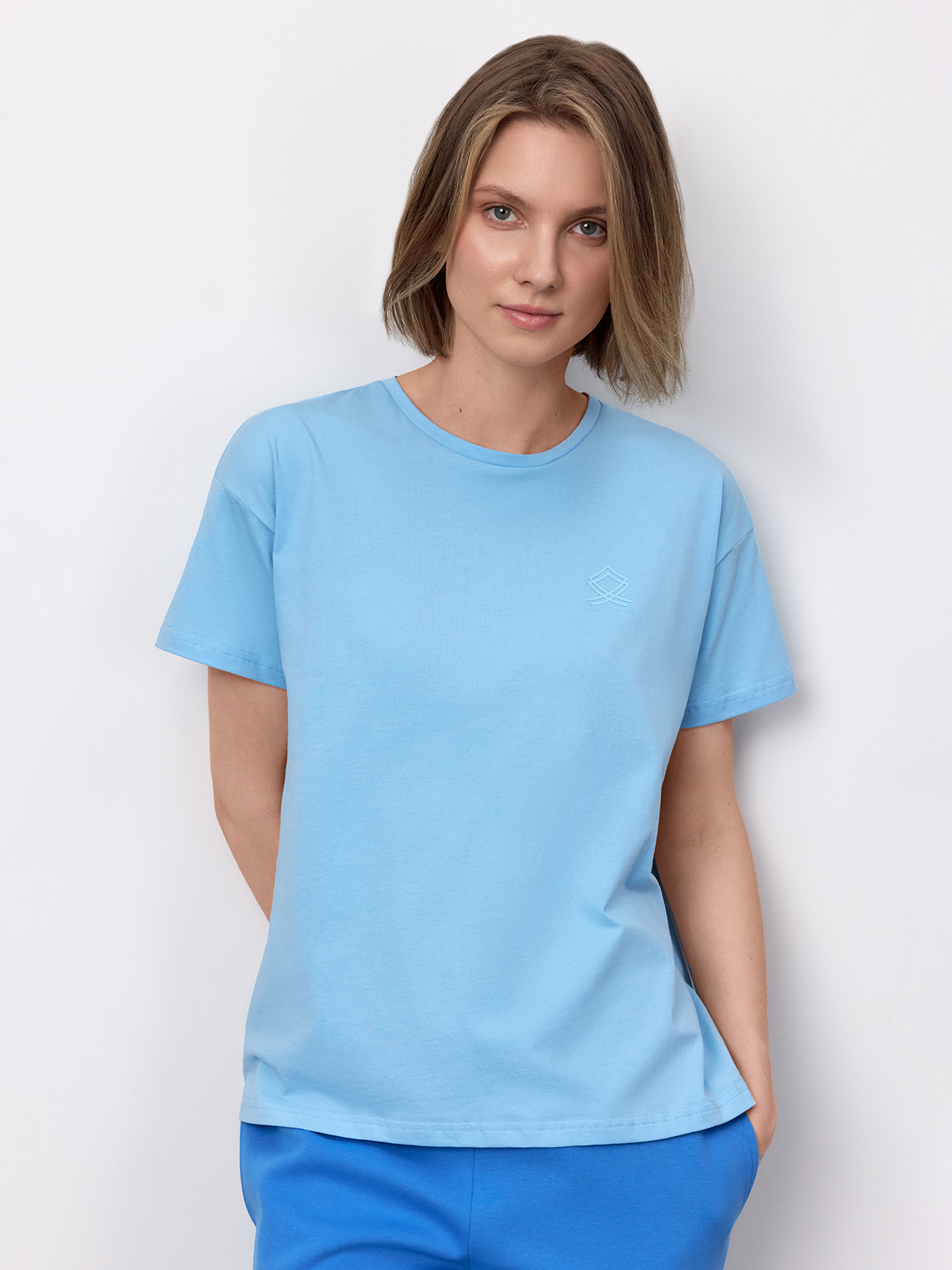 

Футболка женская Just Clothes 000001411 голубая 50 RU, Голубой, 000001411