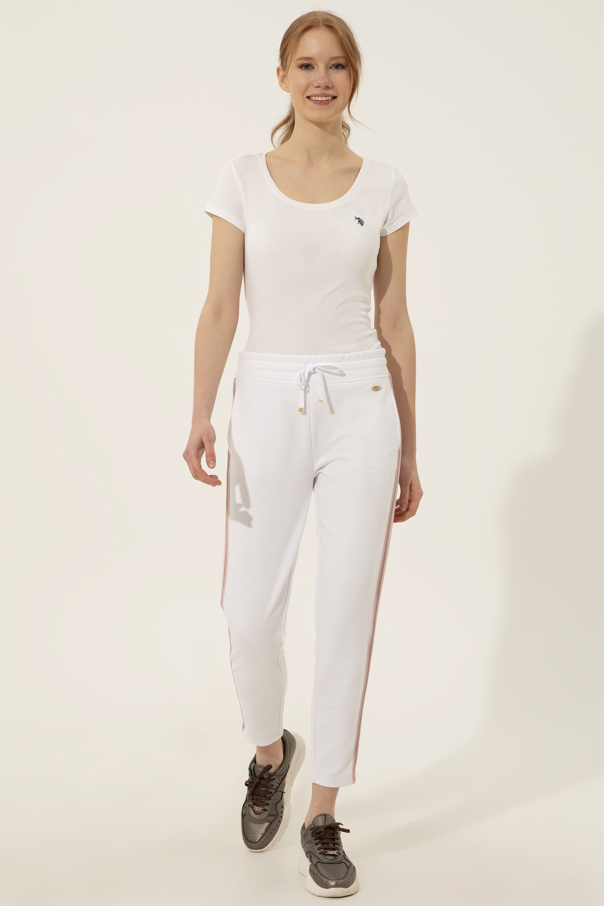 

Спортивные брюки женские U.S. POLO Assn. G082SZ0OP0FOREK белые L, Белый, G082SZ0OP0FOREK