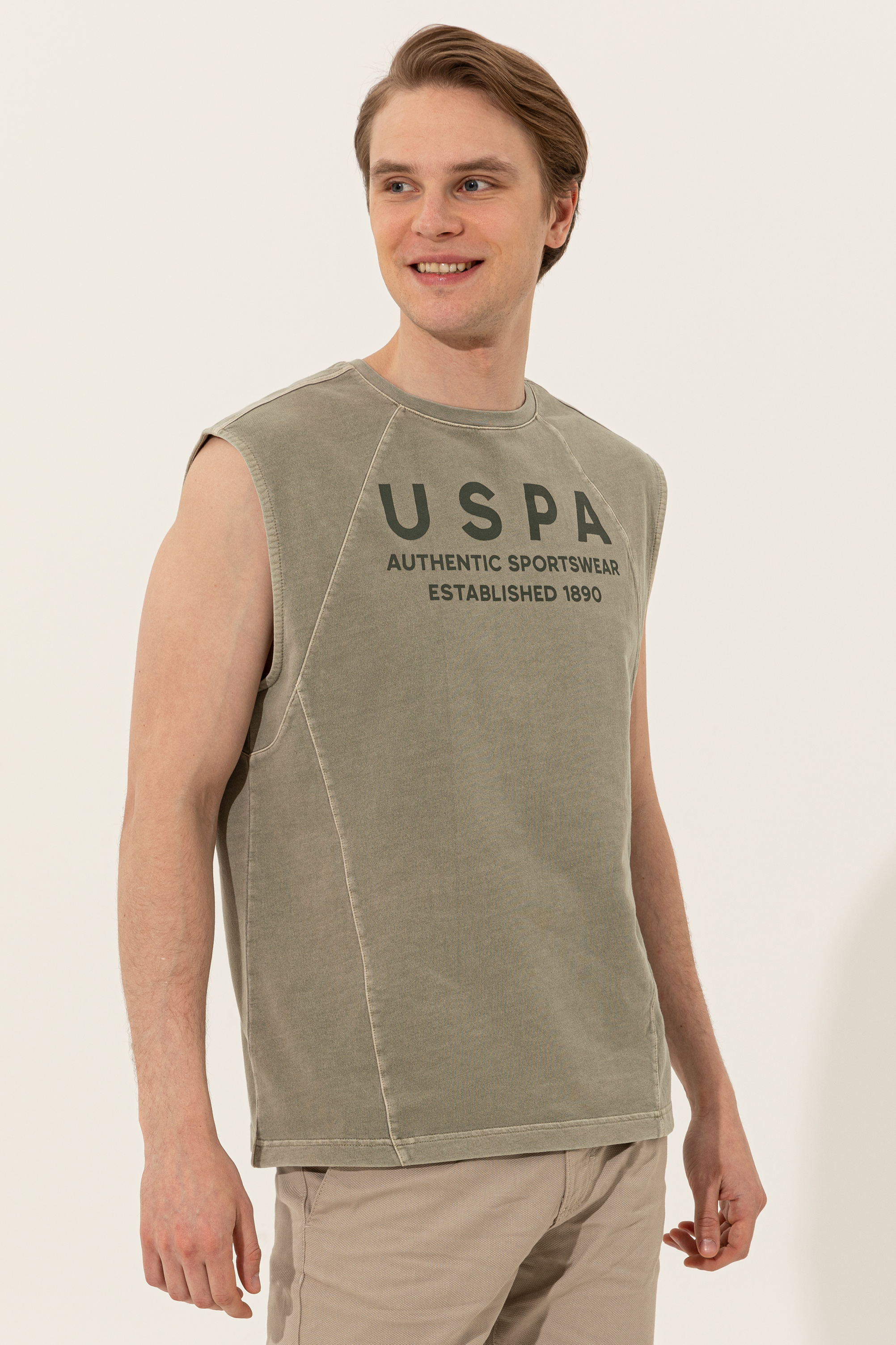 

Майка мужская U.S. POLO Assn. G081SZ0110LINGE хаки M, G081SZ0110LINGE