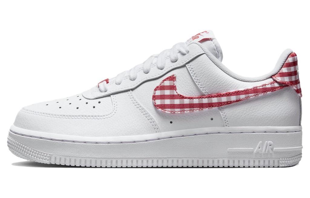 

Кеды унисекс Nike Air Force 1 Low Red Gingham белые 39 EU, Белый, Air Force 1 Low Red Gingham