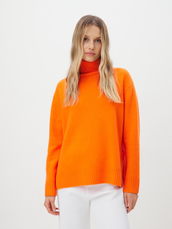 

Свитер женский Maison David 2024-015 оранжевый M, 2024-015