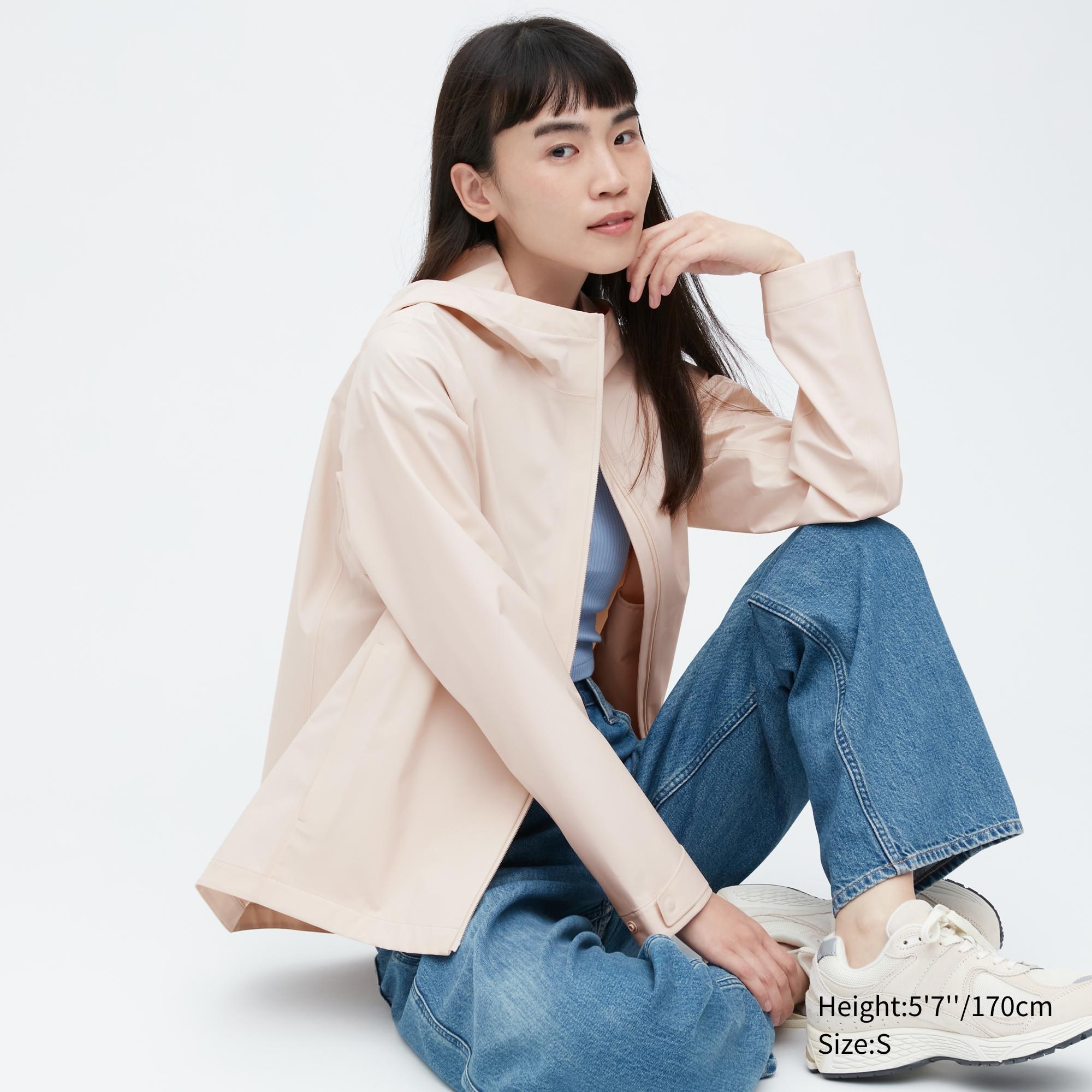 

Ветровка женская UNIQLO 456084COL30 бежевая 2XL (доставка из-за рубежа), Бежевый, 456084COL30