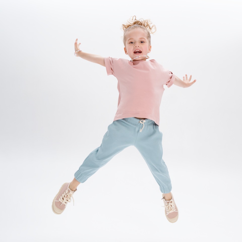 фото Костюм детский amarobaby jump футболка и брюки, розовый/мятный, р. 116-122