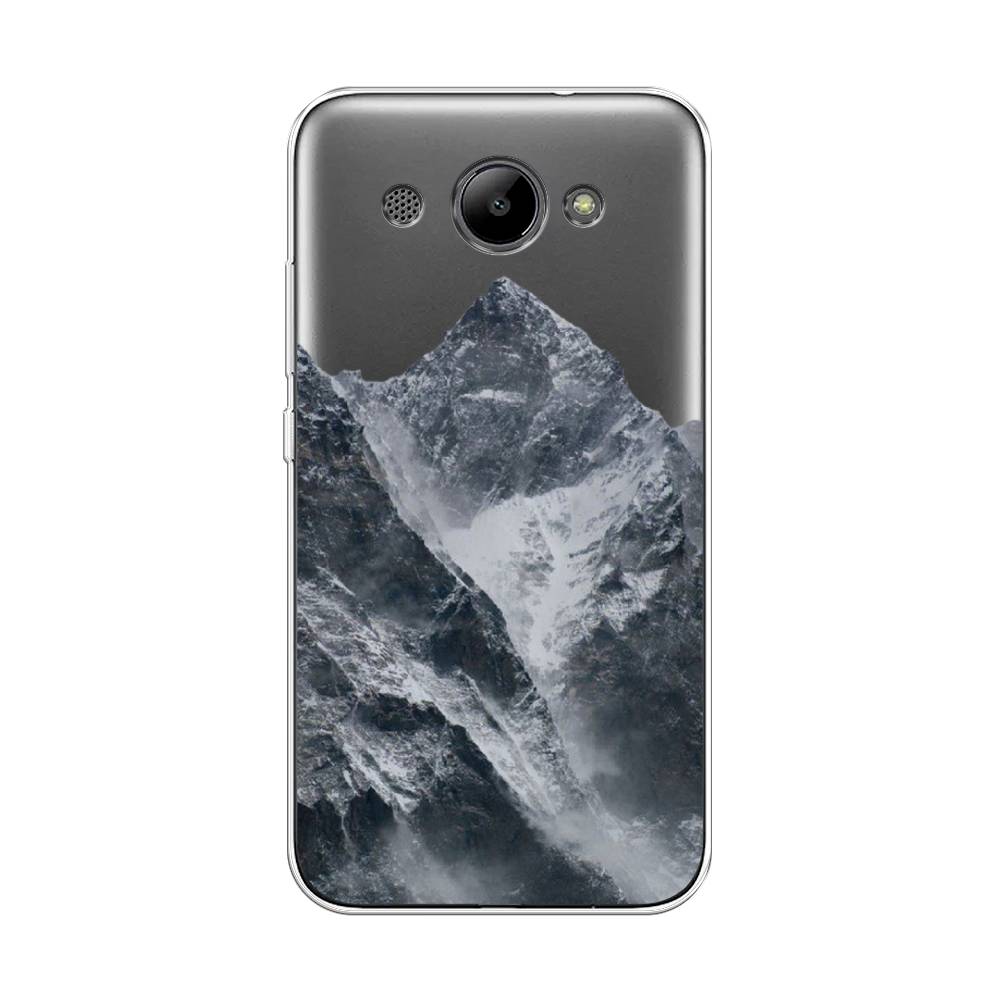 

Чехол на Huawei Y3 2017 "Горы арт 4", Серый;бежевый, 62650-2