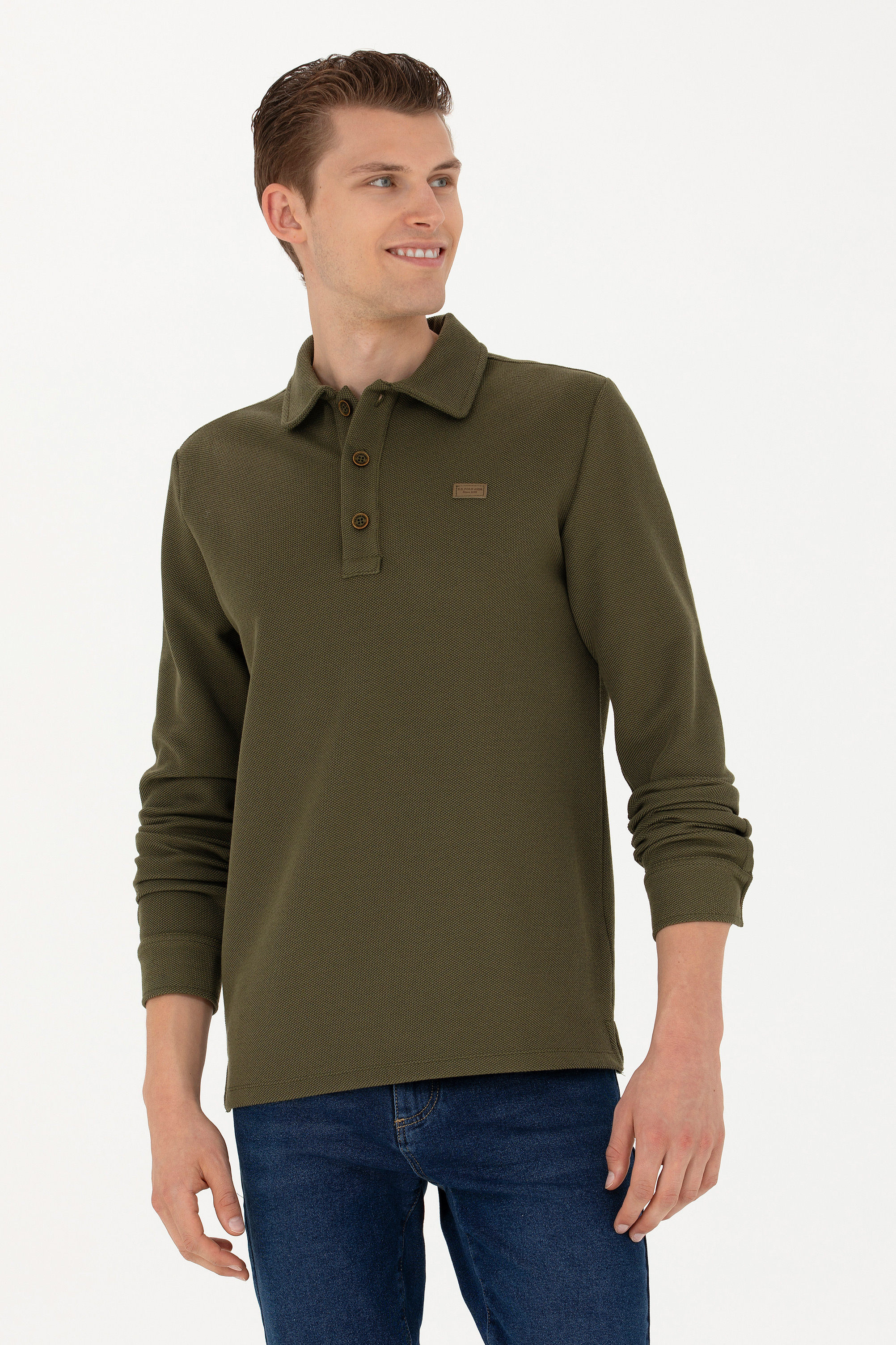 

Лонгслив мужской U.S. POLO Assn. G081SZ0820ELVAT хаки XS, G081SZ0820ELVAT