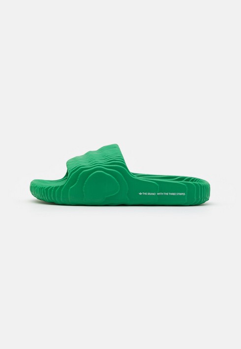 Сланцы мужские Adidas Originals Adilette 22 Unisex зеленые 44.5 EU (доставка из-за рубежа)