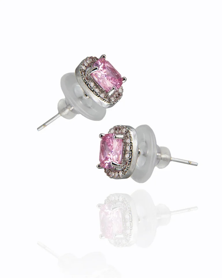 

Серьги-пусеты из бижутерного сплава со стразами Daroni 1504_0088_PINK_serebro, 1504_0088_PINK_serebro