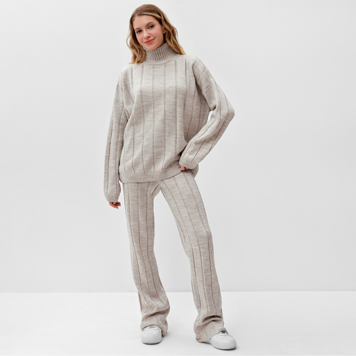 

Костюм женский NoBrand 9946041 коричневый 48 RU, 9946045