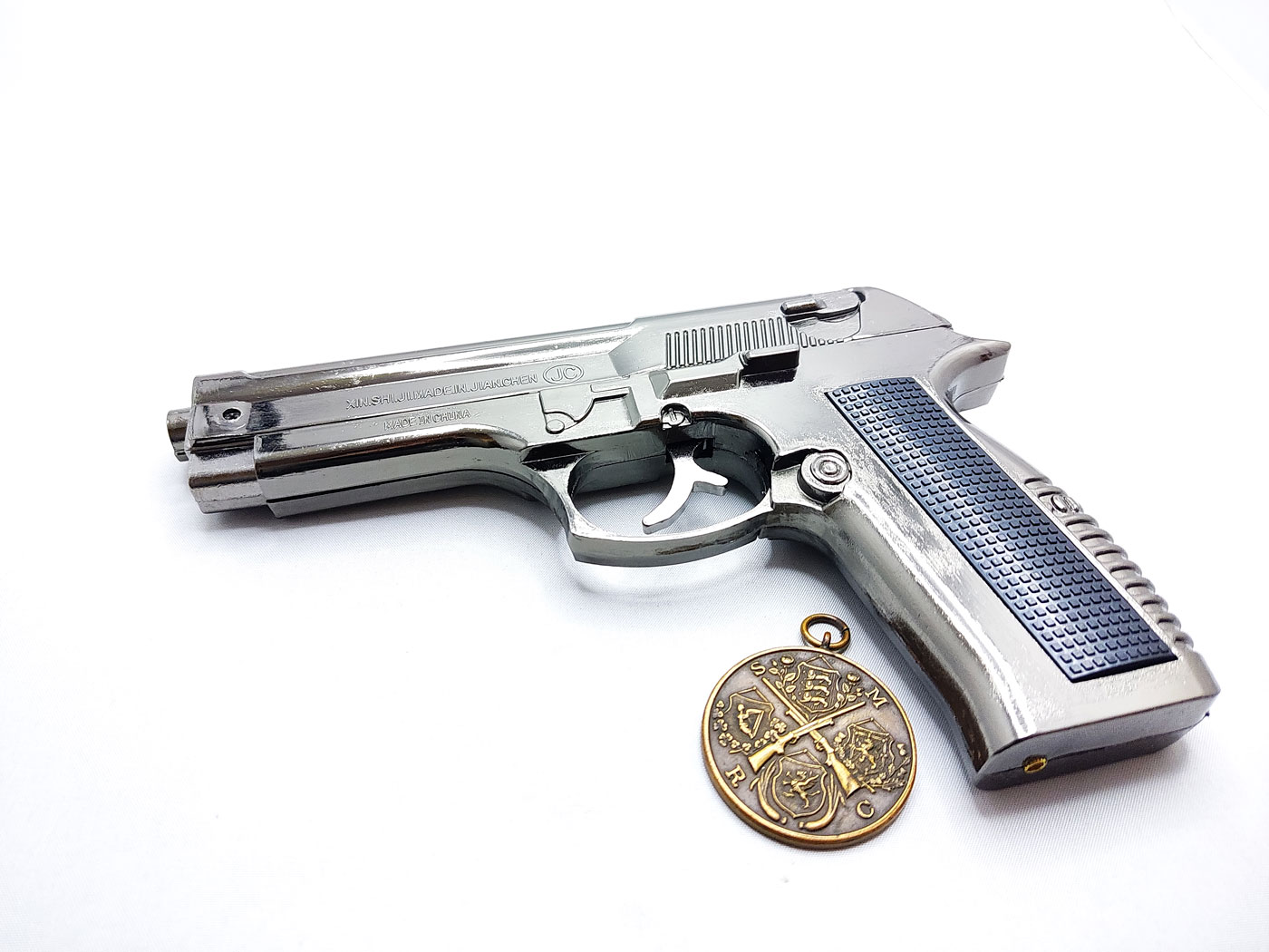

Пистолет зажигалка - Beretta Chetah металлик, Серый
