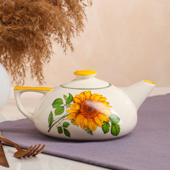 фото Керамика ручной работы чайник для заварки "плоский", белый, деколь цветы, керамика, 0.75 л
