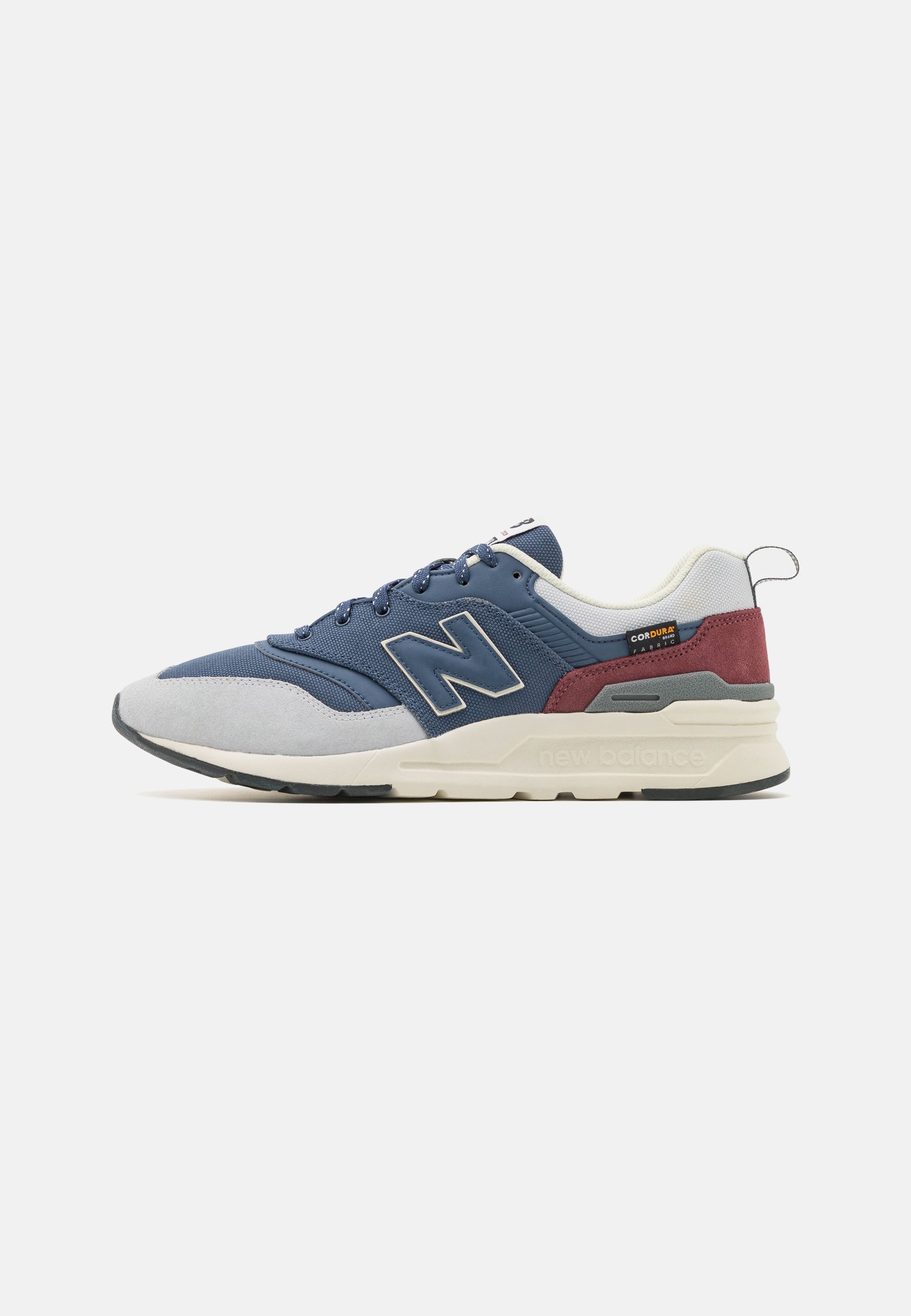 

Кроссовки женские New Balance Cm997 Unisex синие 39.5 EU (доставка из-за рубежа), Синий, Cm997 Unisex