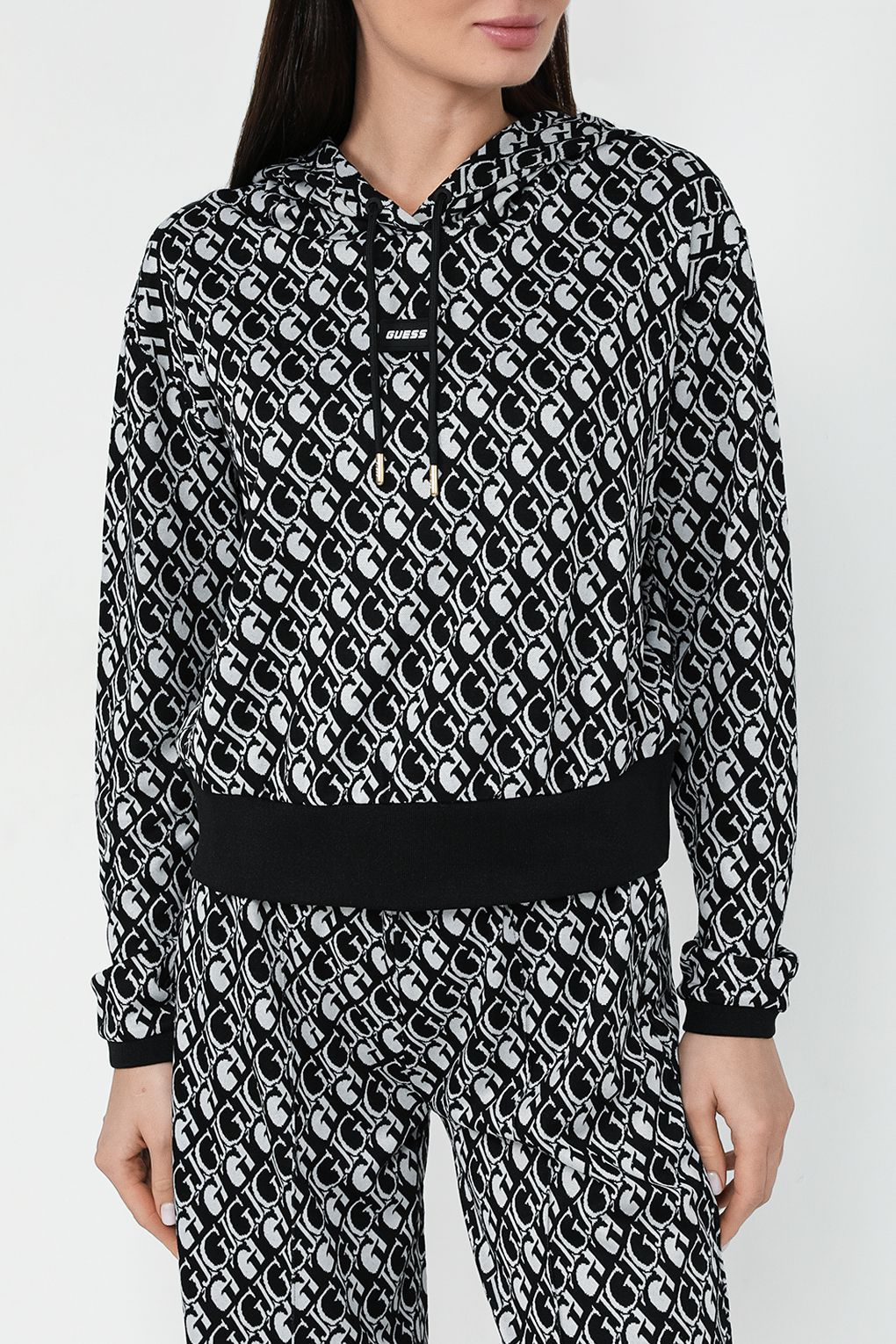 

Худи женское Guess V4RQ13 KC2X2 черное XS, Черный, V4RQ13 KC2X2