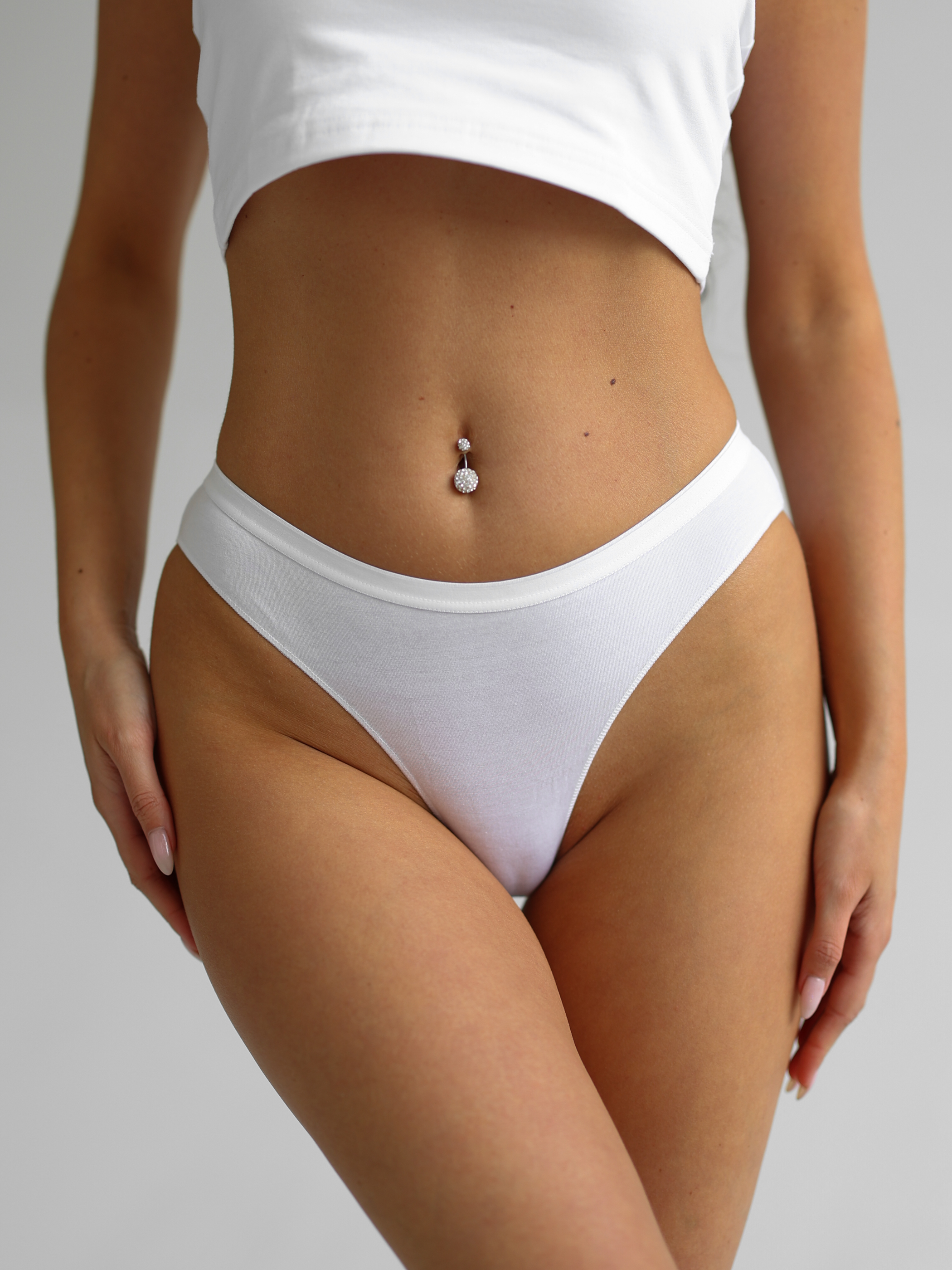 

Комплект трусов женских X-Lady 1610 белых XL, Белый, 1610