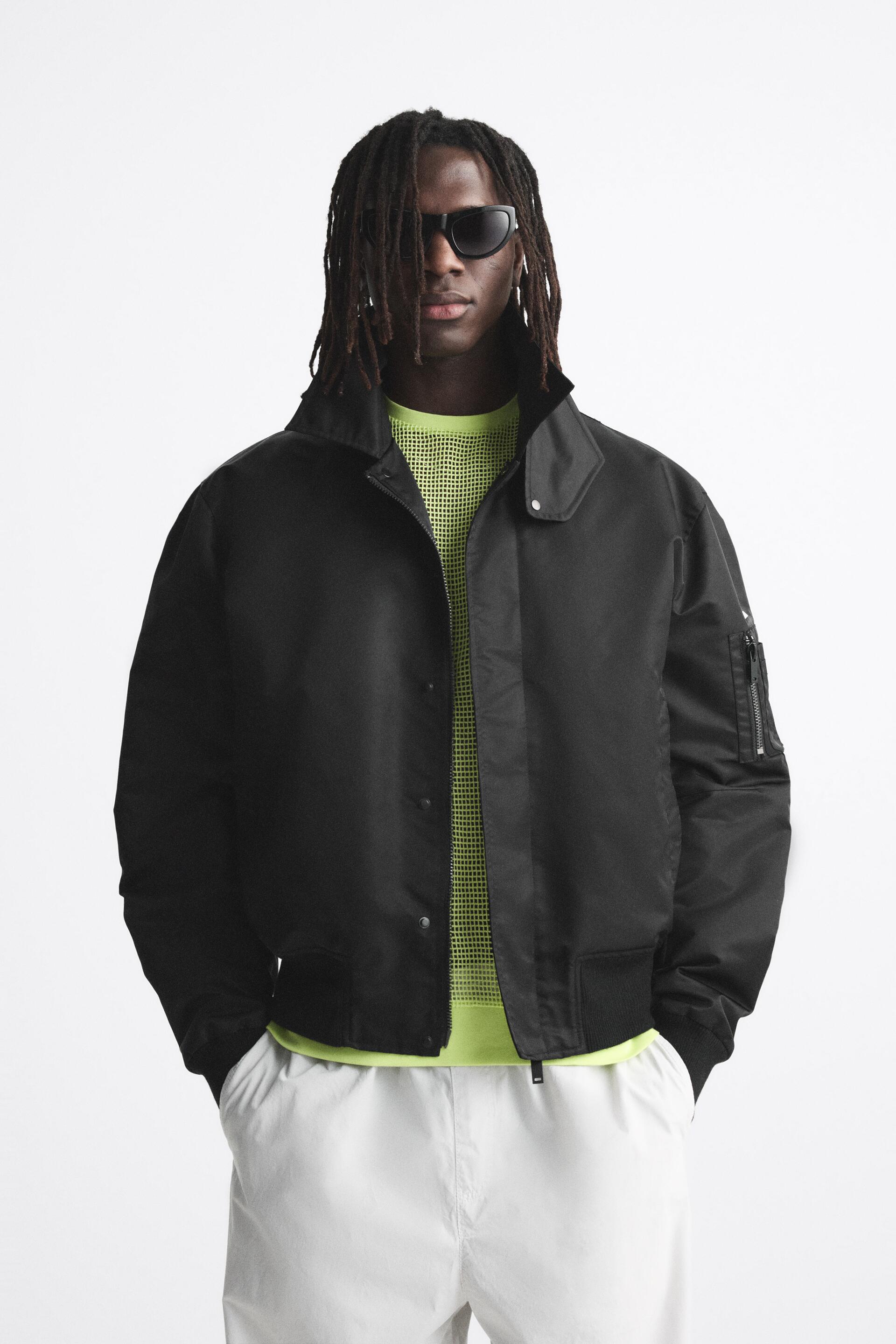 

Бомбер мужской ZARA 08281431 черный L (доставка из-за рубежа), 08281431