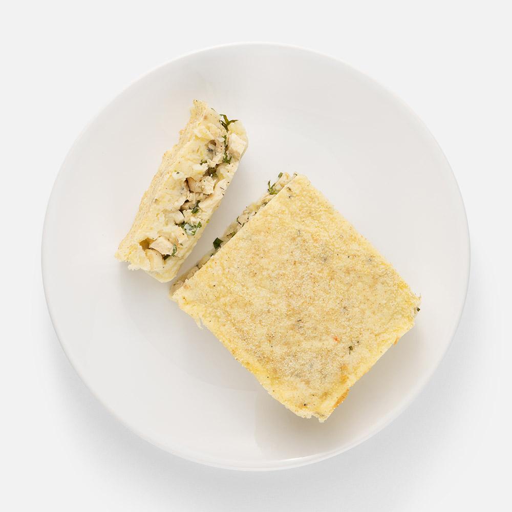 

Запеканка Бар здоровых привычек картофельная с курицей и зеленью, 250 г